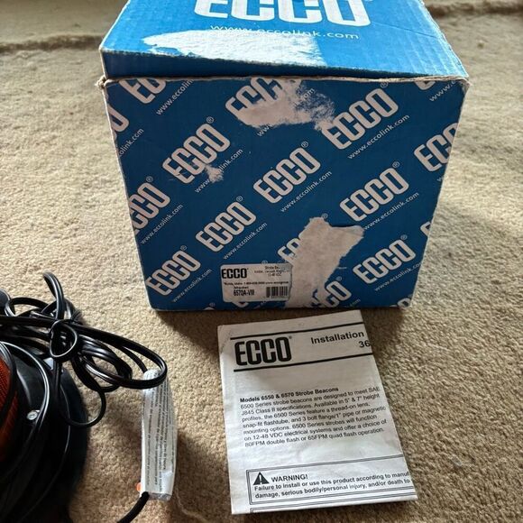 Ecco Amber Strobe Beacon Model 6570A-VM Vacuum Magnet *Nice* - Picture 4 of 7